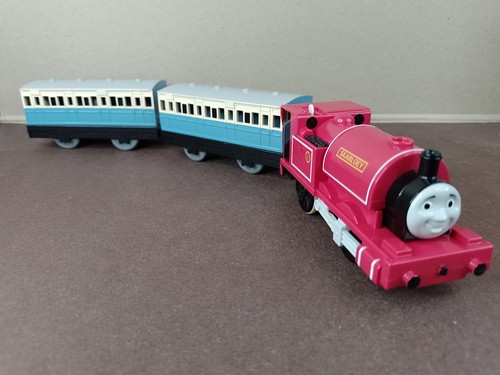 Skarloey and coaches tomy - skarloey,