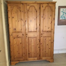 Ducal Pine Victoria Triple Wardrobe: 3 Door, Lockable, Mirror, Tie Rack, Shelves