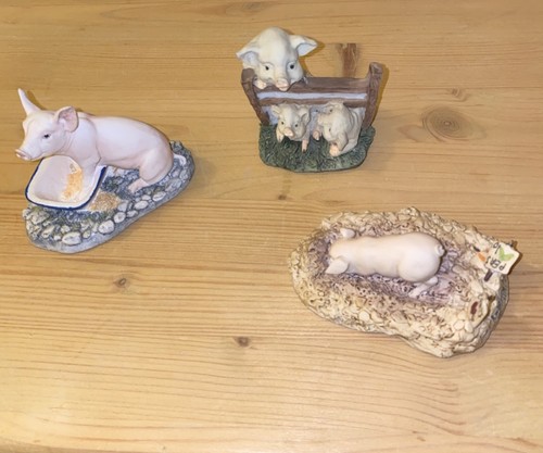 Ceramic pig ornaments - 3,