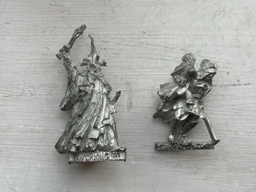 Uruk hai carrying - carrying, merry