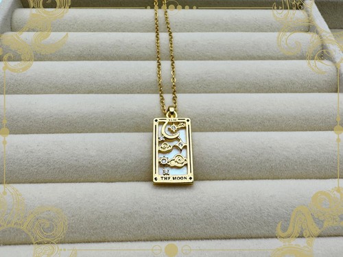 The moon gold white - -,
