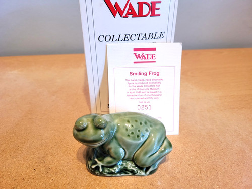 Wade smiling frog - smiling,