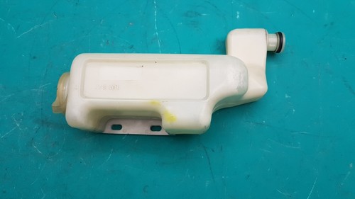Jaguar xj40 washer water - jaguar,