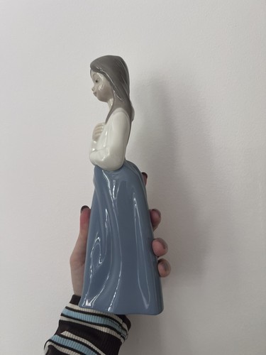 Lladro nao daisa pretty - lladro,