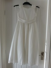 Cream /Ivory Holy Communion / Bridesmaid Dress Aged 8 With Net Veil