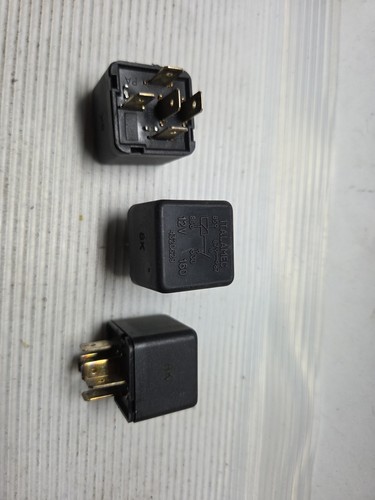 Relay pin 12v lancia delta - pin,