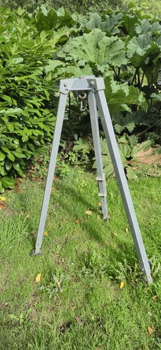Manhole frame hosit lifting - frame,