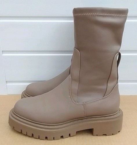Size 4 taupe - m,
