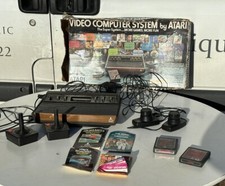 Atari 2600 Computer With Box
