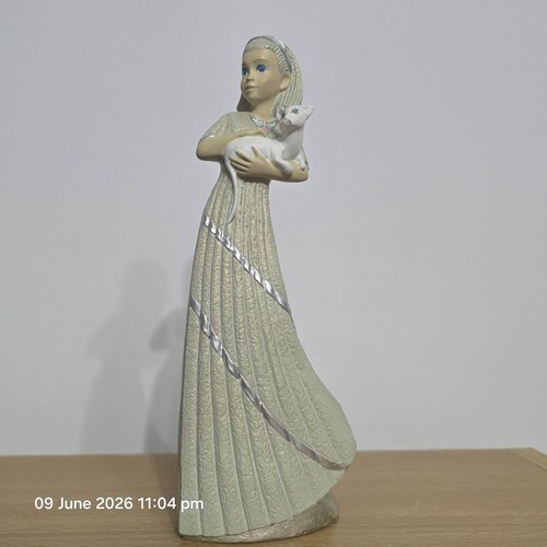 Vintage ivory princess - princess, enesco