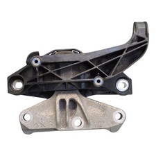 Peugeot P84 3008 Engine Mount Right DV6F 1.6 Diesel