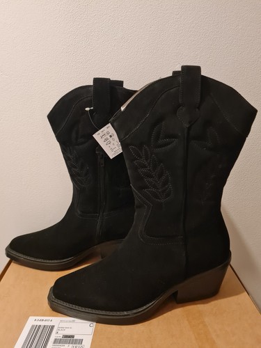 Bnwt leather cowboy boots - bnwt,