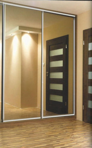 Light grey single panel - light,