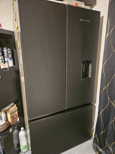 Fridge freezer fisher and - fridge/freezer,