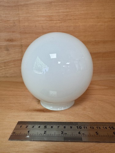 Opaline glass globe - opaline,