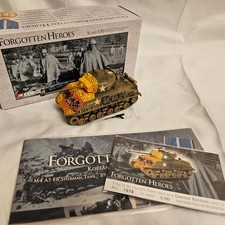 Corgi M4 A3 Sherman Tank TIGER FACE US Army - CORGI Forgotten Heroes US51008