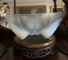 Large Size Sabino Glass Art Deco French Bowl Oysters Pattern Opalescent 1930s