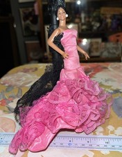 Vintage Souvenir Spanish Flamenco Doll in pink satin & lace dress kitsch 
