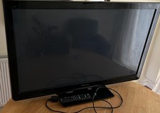 Panasonic Viera TX-P42S30B 42"