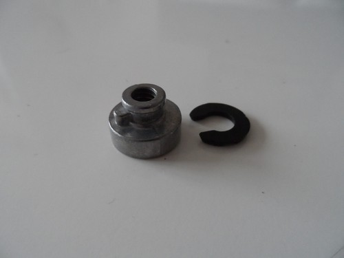 Rear fender seat nut - , mounting