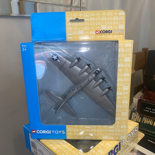 Corgi wb99636 144 17 - corgi, b-17