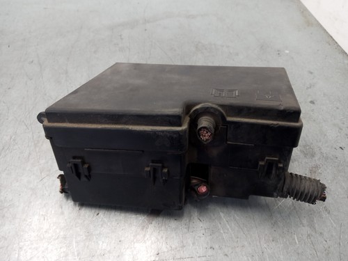 3m5t14a142ab fuse box - 3m5t14a142ab,