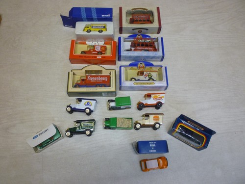 Job lot die cast vehicles - job,