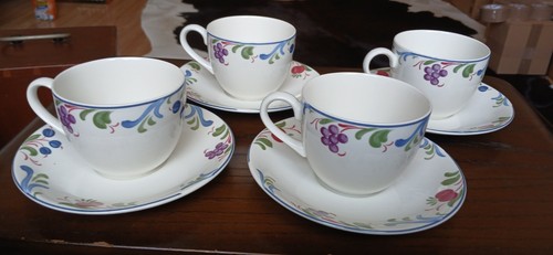 Poole pottery cups - 8,