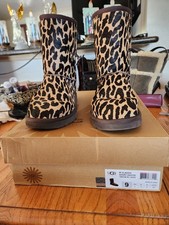 UGG  Classic Short Exotic/CHTH