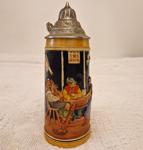 Ceramic beer stein with hinged - stein,