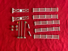 Minic Motorway M1736 fences