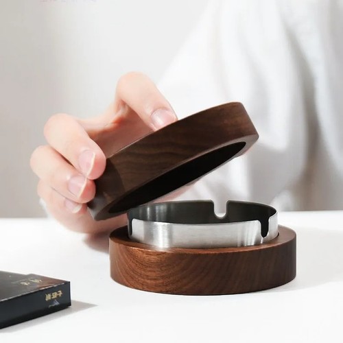 Wooden ashtray with lid - wooden,