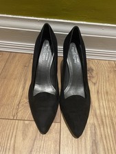 Stuart Weitzman x Russell &