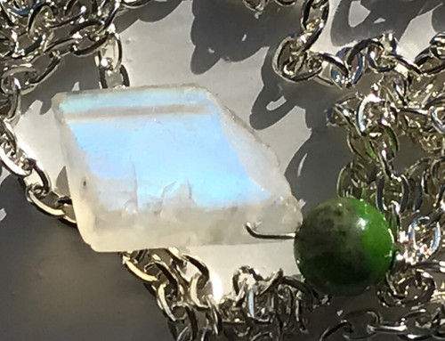 Rainbow moonstone rough - rainbow,