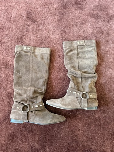 Free people half - free, moon