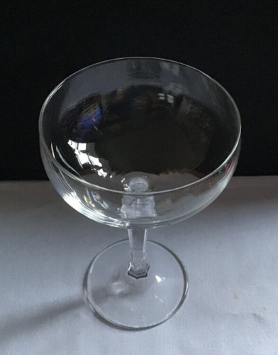 Champagne saucer glass - champagne, glass.