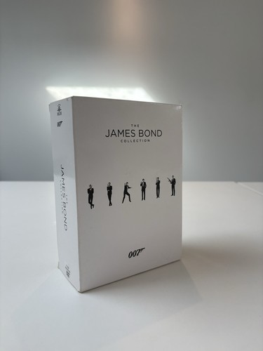 The james bond collection 24 - bond,