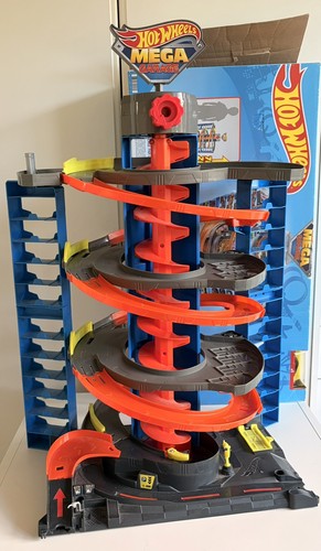 Hot wheels city mega - mega, garage