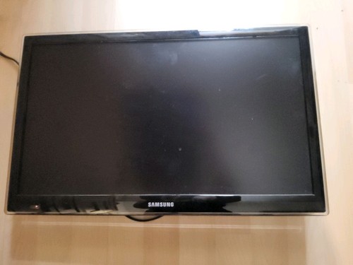 Samsung 2012 ue22es5400w - samsung,