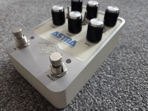 Uafx astra modulation stereo - uafx,