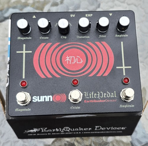 Earthquaker devices sunn - earthquaker,