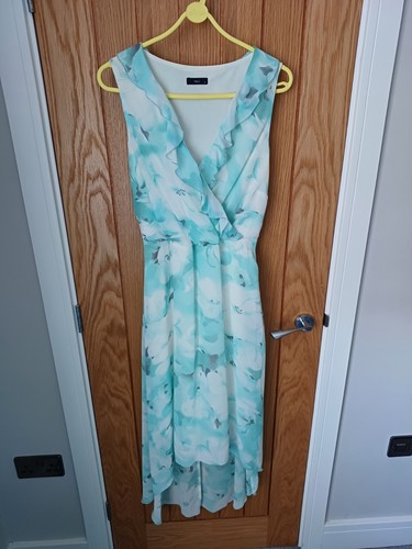 Ladies sleeveless floral - m&co,