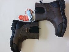 Wonder Nation Men’s Size 4