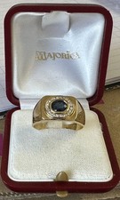 18 Carat Gold Diamond And Sapphire Gents Ring & Certificate Of Guarantee 