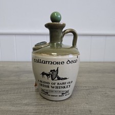 Tullamore Dew Uisge Baugh Irish Whiskey Stoneware Jug Dublin, Ireland With Lid 