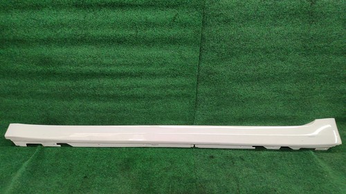 2017 2023 bmw 530i - 2017-2023, left