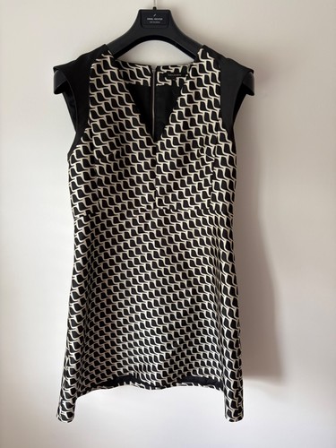 Tara jarmon black cream - tara,