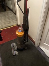DYSON DC40 - MULTI FLOOR YELLOW - ROLLERBALL Working Order
