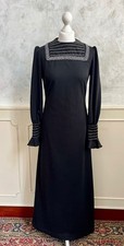 Vintage 1970's MORVIC Black