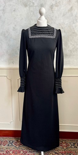 Vintage 1970 morvic - morvic, black